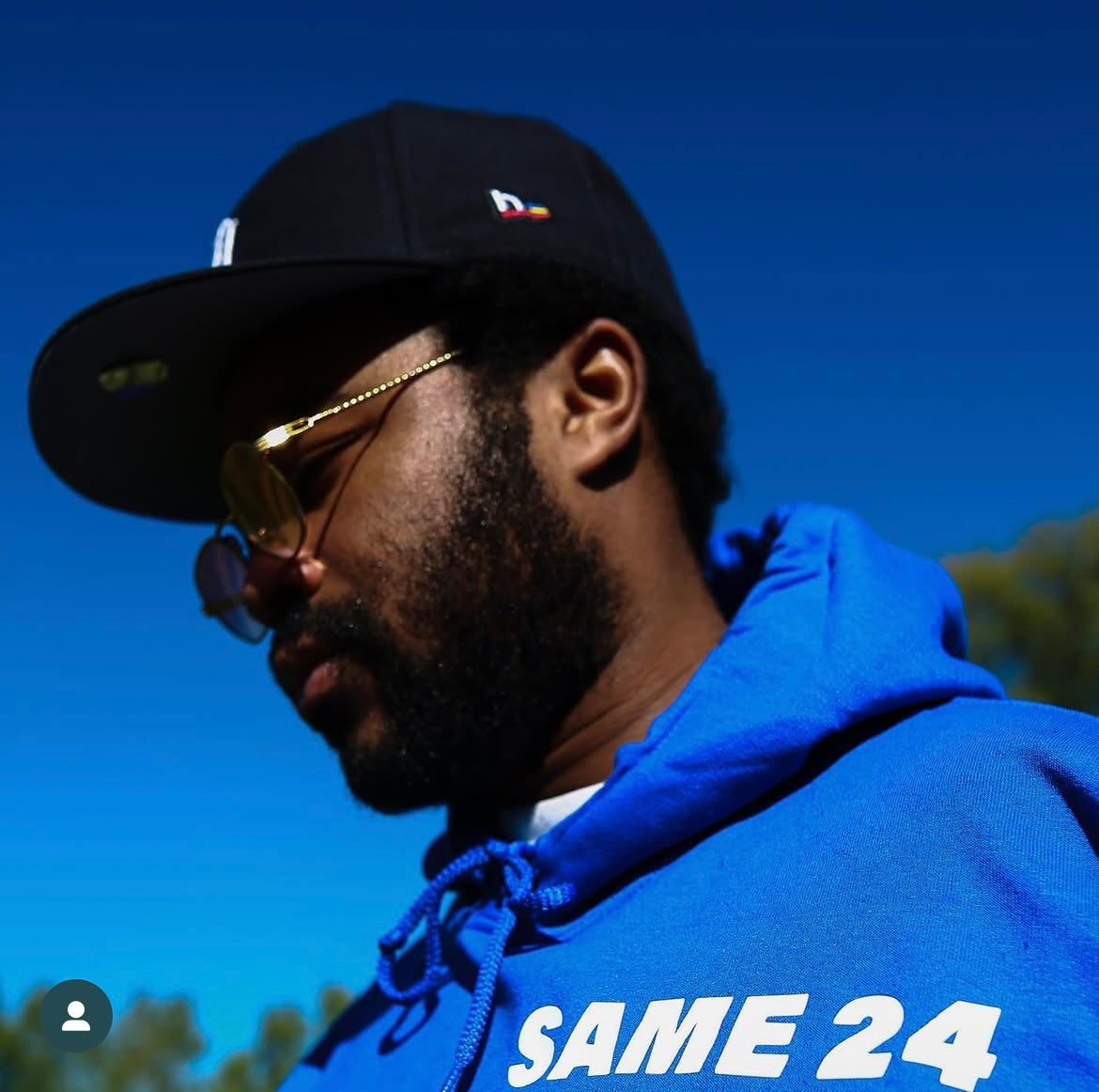 S24 Blue